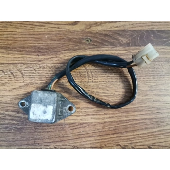 1978-82 Yamaha XS400 XS400S Voltage Regulator 126000-0040 2L0-81910-50