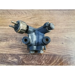 1976-81 Kawasaki KZ650 KZ900 KZ1000 Front Brake Joint and Switch 43065-001 43075-002