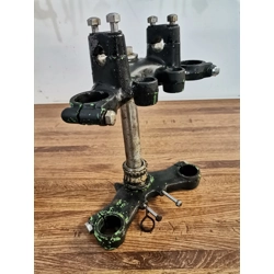 1977-80 Kawasaki KZ650 Fork Tree 44037-107 44039-076