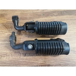 1979-82 Honda CB750K Driver Foot Pegs and Brackets 50640-425-020 50630-425-020