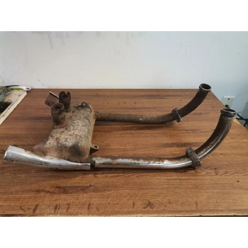 1982-84 Honda VF700C VF750C Magna Exhaust Chamber 18300-MB1-003