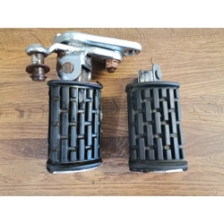 1983-85 Yamaha XVZ12 Venture Royale Driver Foot Pegs 26H-27420-02-93 26H-27410-02-93