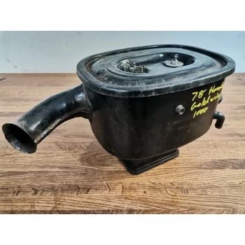 1978-79 Honda GL1000 Goldwing Air Box 17231-371-010 17212-431-670
