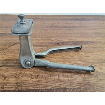 Trygg Double Leg Vintage Kickstand for 20in Wheel