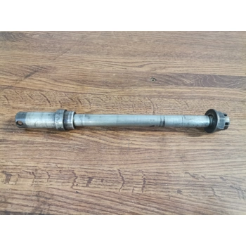 1981-83 Yamaha XJ650 XS400 XV920 Front Axle and Collar 90387-15550-00 4H7-25181-01-00