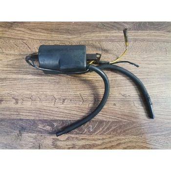 1969-78 Honda CB750A CB750F CB750K Left Ignition Coil Cyl 2 and 3 FL703 30502-300-003