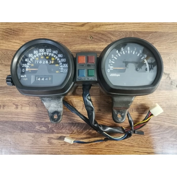 1980-81 Yamaha XJ650 Maxim Instrument Panel 5K5-83540-00-00 5K5-83570-A0-00