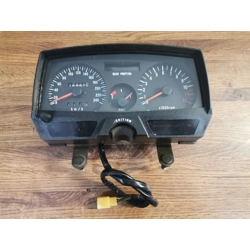 1983-87 Suzuki GS550ES GSX550ES Instrument Panel Km/h 34120-43400 34220-43461