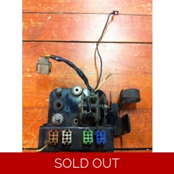 1976-78 Kawasaki KZ1000 KZ900 Wiring Junction and Voltage Rectifier 26002-057 99996-115