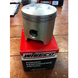1981-84 Suzuki RM125 Piston Wiseco 511M05400 - NOS