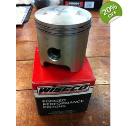1981-84 Suzuki RM125 Piston Wiseco 511M05400 - NOS