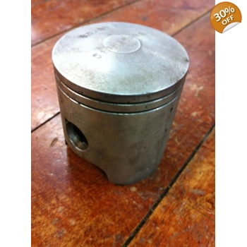 1981-84 Suzuki RM125 Piston Wiseco 511M05400 No Rings - NOS