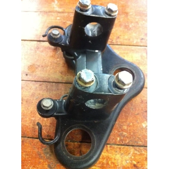 1978-80 Honda CB250T CB400A Hondamatic CB400T Hawk Handlebar Clamp Fork Bridge Assembly 53132-413-00