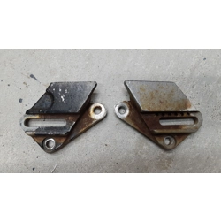 1982-83 Yamaha XJ750 Maxim Driver Foot Peg Brackets 15R-2741L-00-00 15R-2742L-00-00