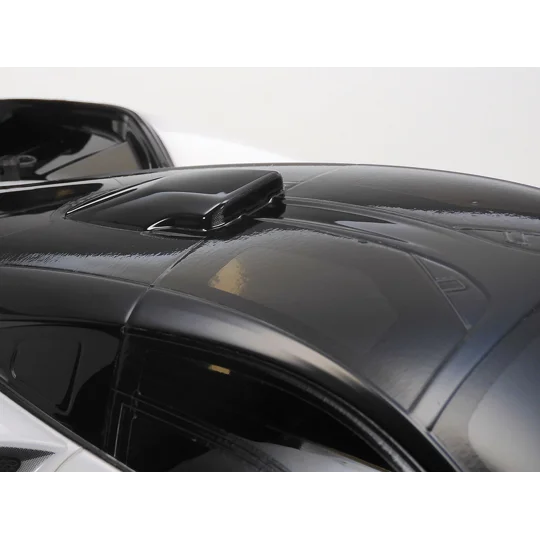 Tamiya McLaren Senna (TT-02)