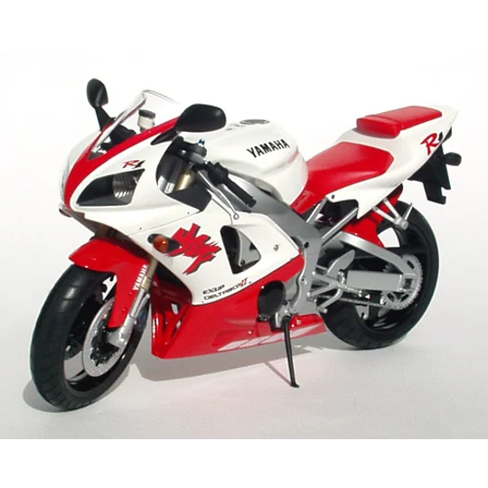 Yamaha YZF-R1 (Plastic Model)