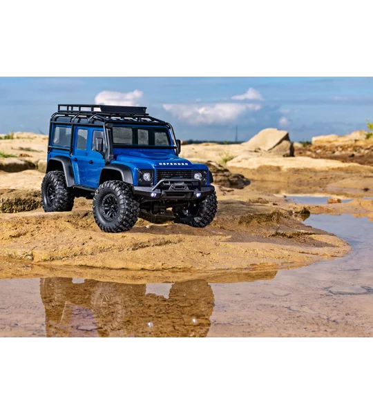 TRX-4M 1/18 Scale and Trail Crawler Land Rover - BLUE