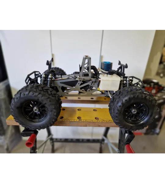 (USED) Nanda Racing - Raptor 1/8 Nitro 4WD Monster Truck