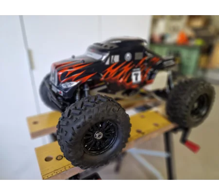 (USED) Nanda Racing - Raptor 1/8 Nitro 4WD Monster Truck