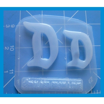 2 Retro Letter D Shapes Handmade Plastic Mold 2 Retro Letter D Shapes Handmade Plastic Mold