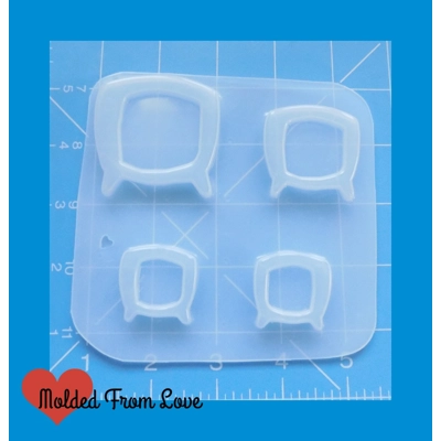 Old Fashion Television Shapes Pallet of 4 Handmade Plastic Mold Old Fashion Television Shapes Pallet of 4 Handmade Plastic Mold
