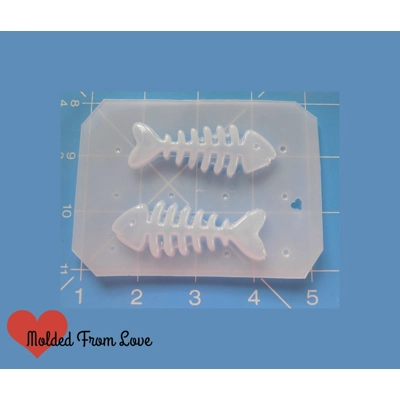 2 Dead Fish Fish Bones Handmade Plastic Mold 2 Dead Fish Fish Bones Handmade Plastic Mold