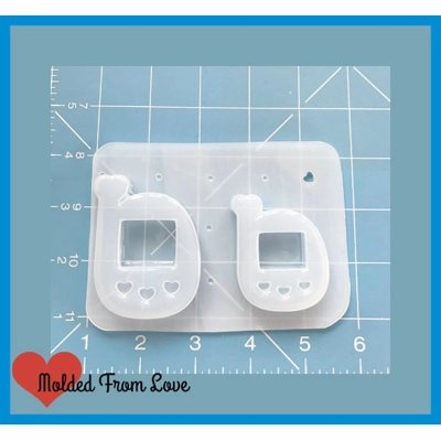 Set of 2 Kawaii Heart chibi Tamogotchi Shakers Handmade Plastic Mold