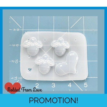 Retro Bees and Hea..