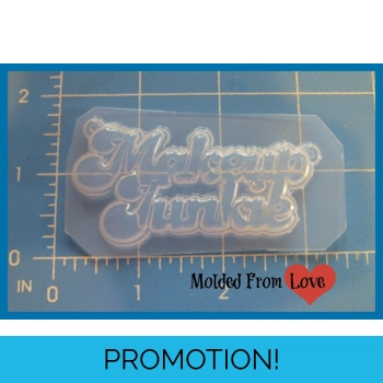 Makeup Junkie Layered Word H..