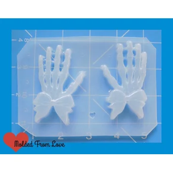 pair of Skelehands..
