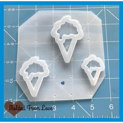 Kawaii Drippy Soft Serve Cone Open Bezel Shaker Style Handmade Mold Kawaii Drippy Soft Serve Cone Open Bezel Shaker Style Handmade Mold