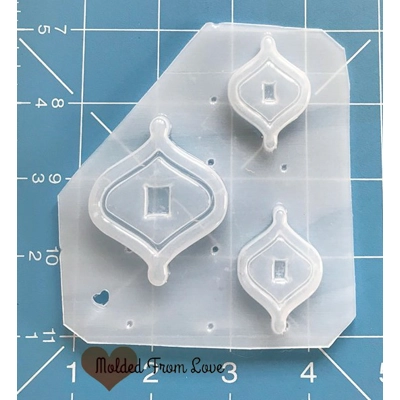 Retro Ornament and 2 small 3 Handmade Plastic Mold Retro Ornament and 2 small 3 Handmade Plastic Mold