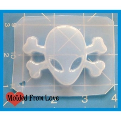 Alien And Crossbones Handmade Plastic Mold