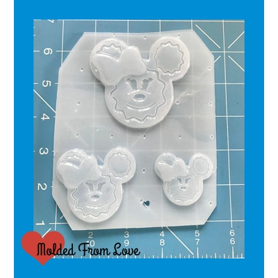 3 Sizes Gingerbread Mouse Head Girl Handmade Plastic mold 3 Sizes Gingerbread Mouse Head Girl Handmade Plastic mold