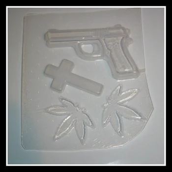 Gun Cross & 2 Cann..