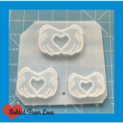 Mouse Hands Making Heart Handmade Plastic Mold Mouse Hands Making Heart Handmade Plastic Mold