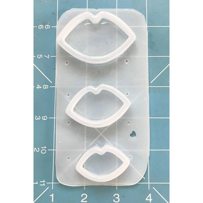 Sexy Lips Open Bezel Shaker Style Mold Sexy Lips Open Bezel Shaker Style Mold