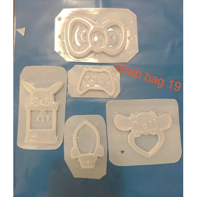 Grab Bag 19 Shaker Molds