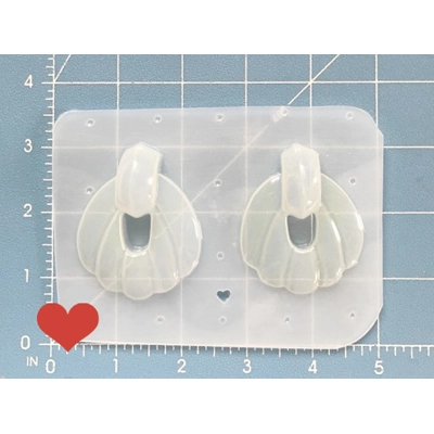 Pair of Vintage Earrings "Miranda" Handmade Plastic Mold Pair of Vintage Earrings "Miranda" Handmade Plastic Mold