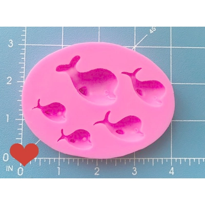 5 Cavity Kawaii Little Whales Silicone Mold