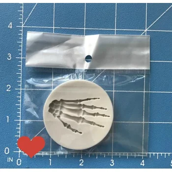 Skeleton Hand Sili..
