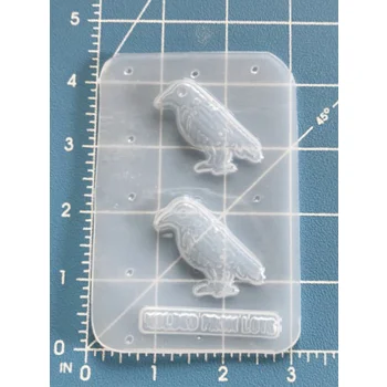 set of 2 Raven Ske..