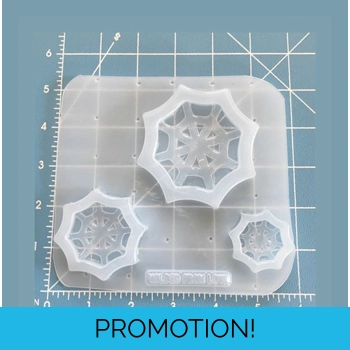 Spider Webs Shaker..