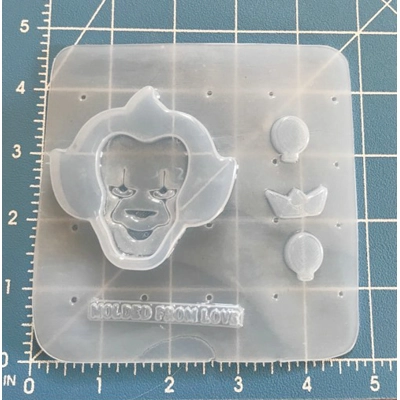 Horror/Slasher Shaker series Pennywise with Balloons and paper boat bits plastic mold Horror/Slasher Shaker series Pennywise with Balloons and paper boat bits plastic mold