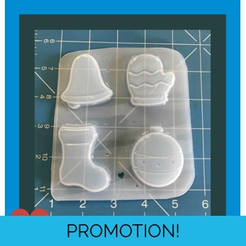 Pallet of 4 Holida..