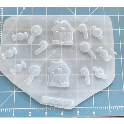 Kawaii Small Gingerbread House and Candies Pallet Handmade Plastic Mold