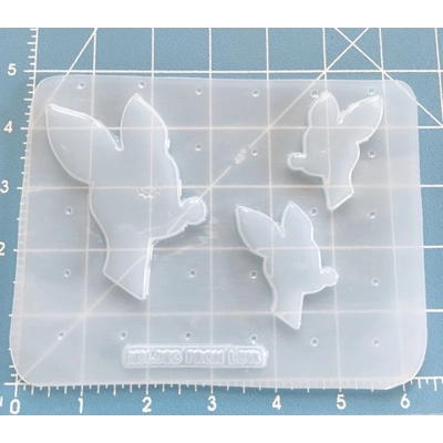 Retro/Vintage Reindeer Head and 2 small Handmade Plastic Mold Retro/Vintage Reindeer Head and 2 small Handmade Plastic Mold
