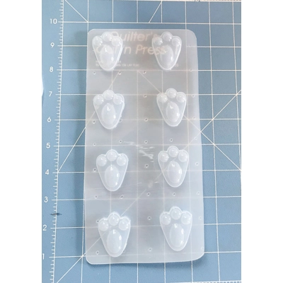 8 cavity Bunny Paws Handmade Plastic Mold