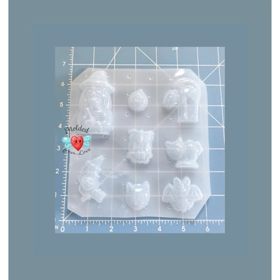 Retro Vintage 8 cavity Halloween Shapes Handmade Plastic Mold Retro Vintage 8 cavity Halloween Shapes Handmade Plastic Mold