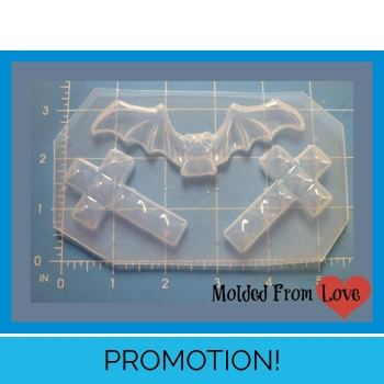 New Wide Span Bat and 2 Stud..